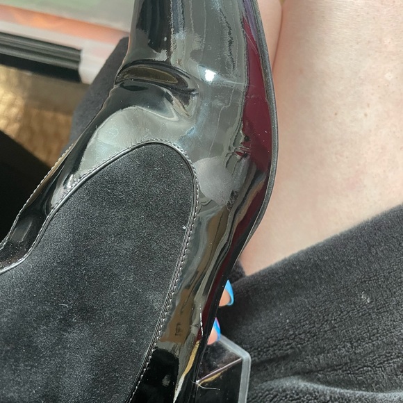 SAINT LAURENT LEATHER ZIP ANKLE BOOTS - Picture 9 of 12